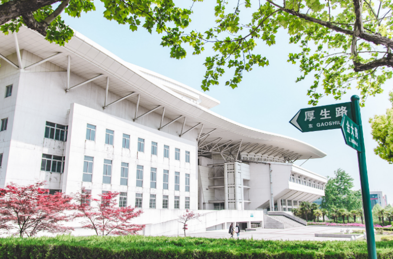 央视报道，获国家大奖！这3位教授任教于同所大学，近日均获江苏省表彰！