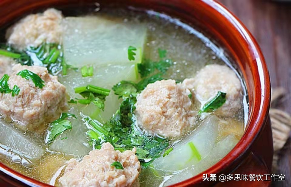 春节将至，分享八道家常汤菜的做法，清淡适口，特别适合冬季喝