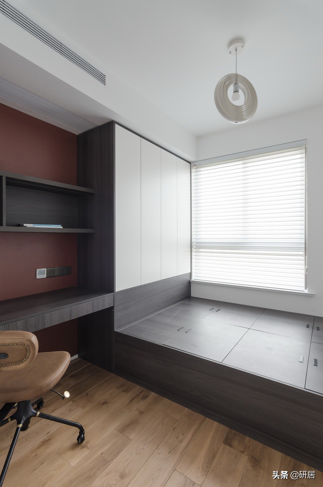 这对夫妻很理性，把家装成了简约风，没想到越是简单的装修越舒服