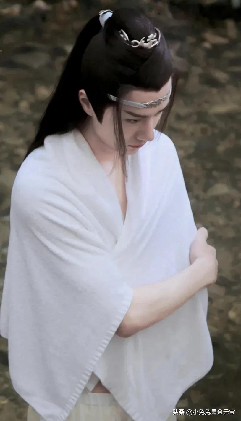 真的白瓷娃娃，中国风的王一博