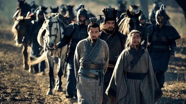 如果你正在管理一个公司，一定要认真学习“诸葛治蜀”，太高明了