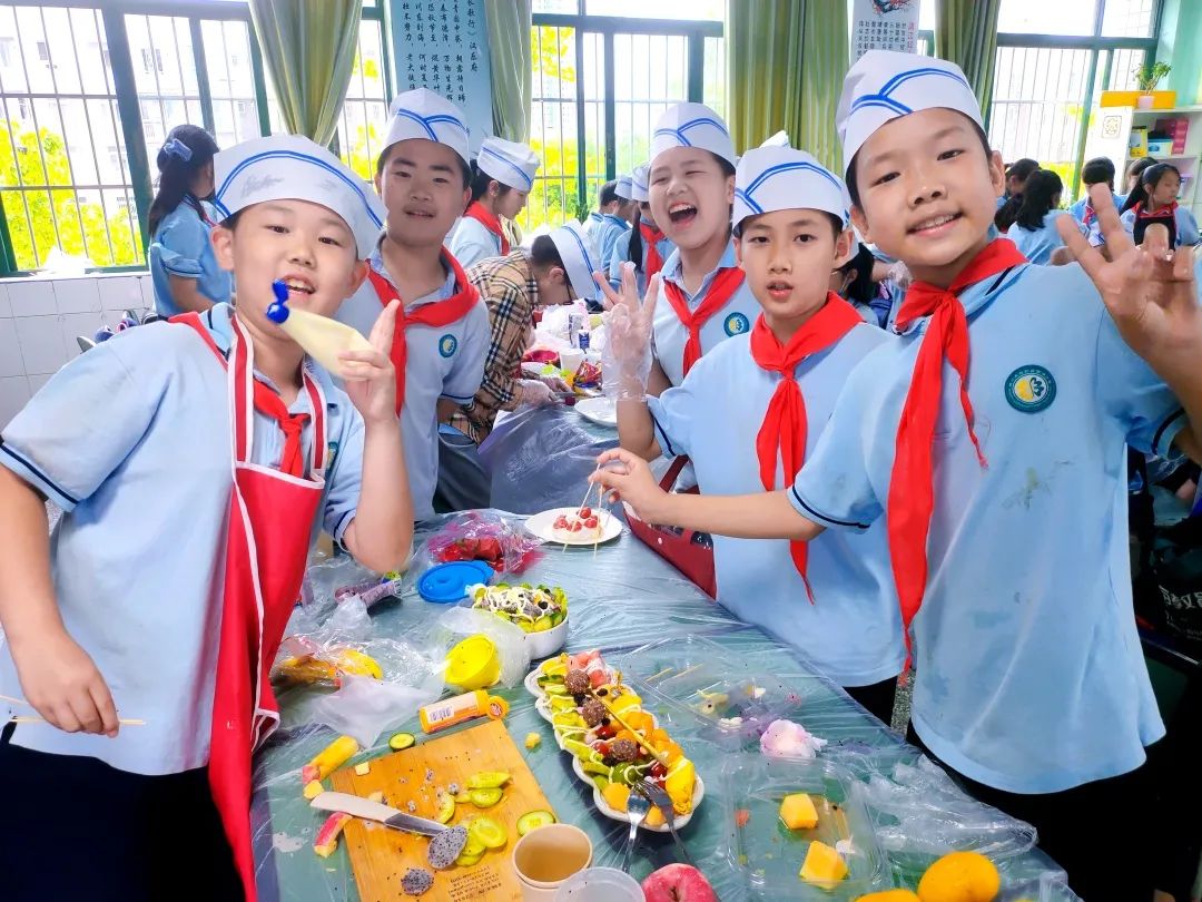 南湖小学举行“劳动教育实践周”主题活动