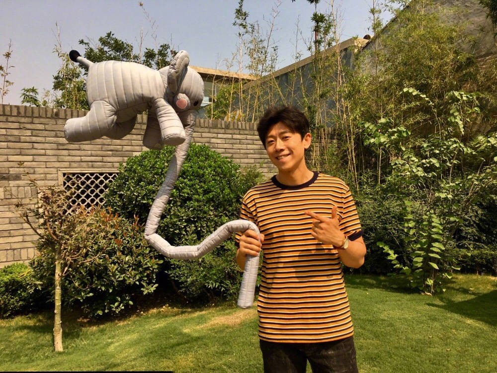 夏雨：与离异父母有隔阂，与高圆圆传绯闻，娶到袁泉三生有幸