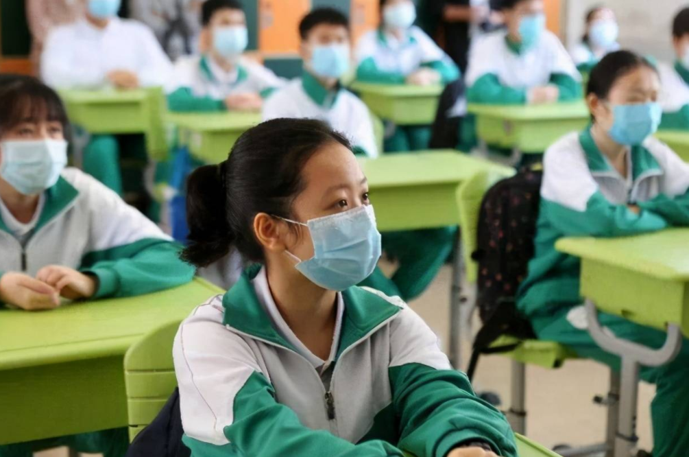 初中时，有3类男同学让人佩服，是女生心目中的“白马王子”