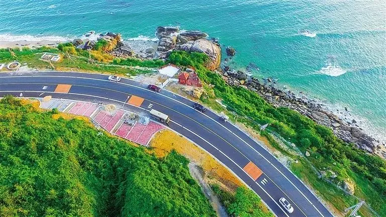 走,去海南过年去!撒网捕鱼、帆船体验、海鲜大餐,开心过大年