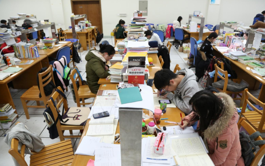 大学“高收入”专业排名出炉，榜首不让人意外，计算机仅排第二