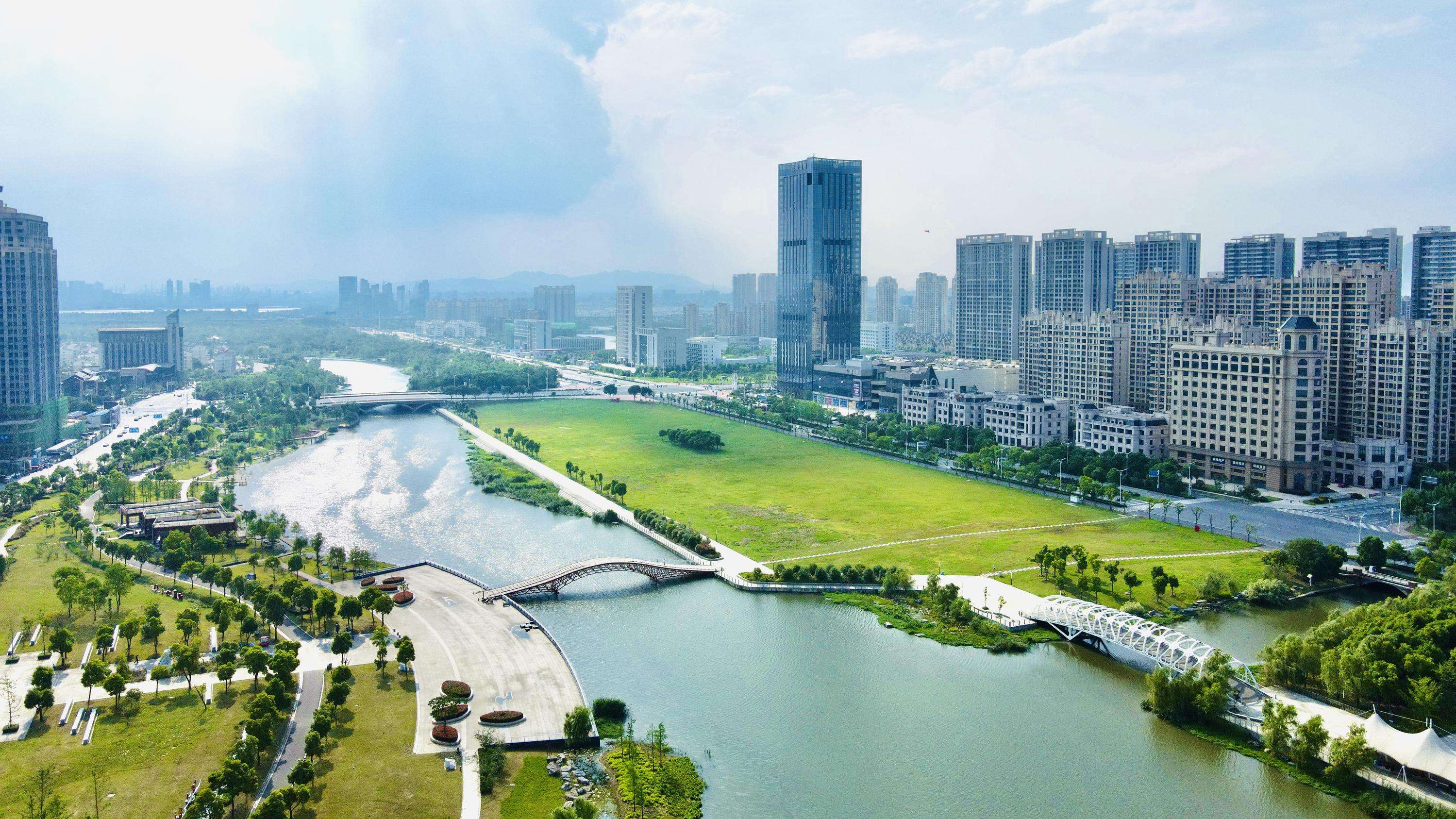 名字从左往右念和从右往左念是两座不同的城市，你家乡在里面吗？