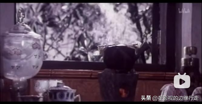 提起《雷雨》——无论从哪个角度讲，这个电影我算是看熟了……