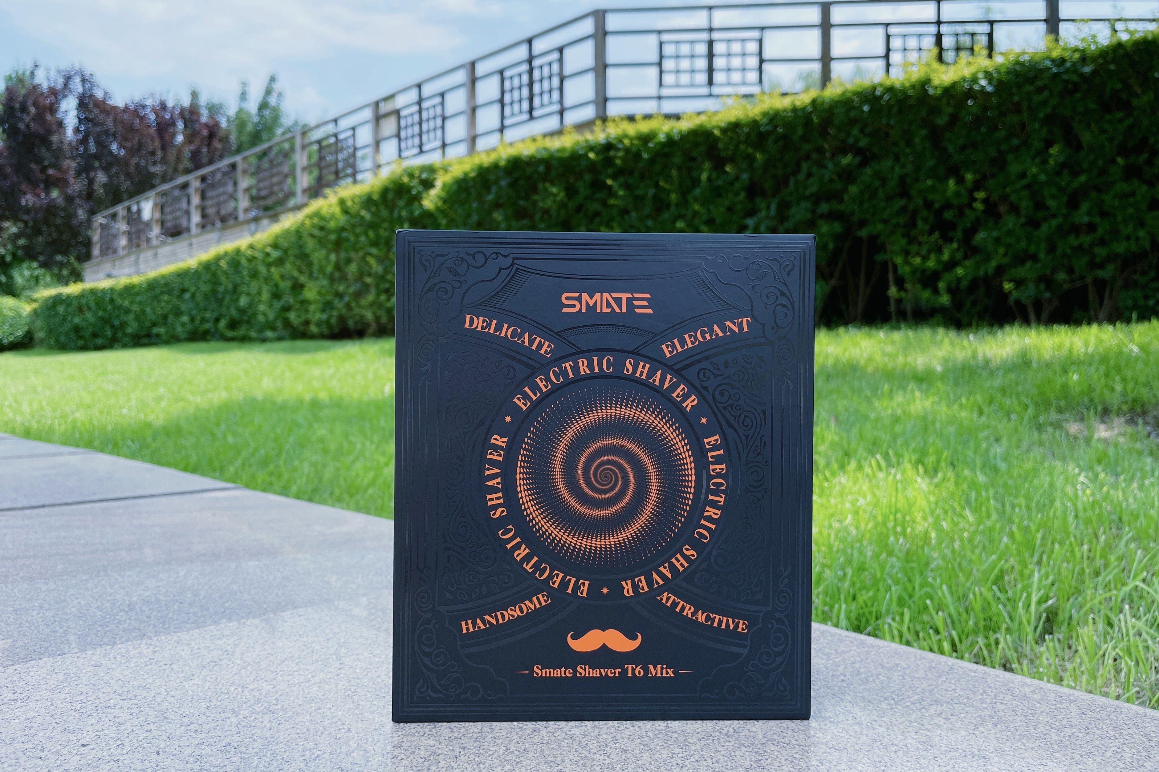 剃须刀都这么卷了？须眉T6M智能+闪充，功能四合一