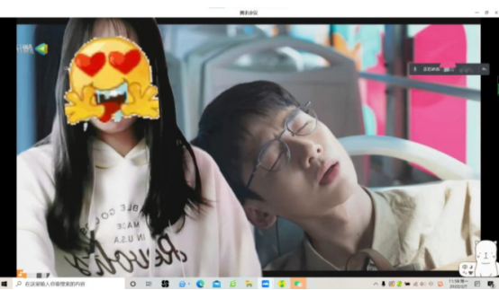 “社杂”大学生如何上网课？迷惑性背景登台亮相，老师大无语