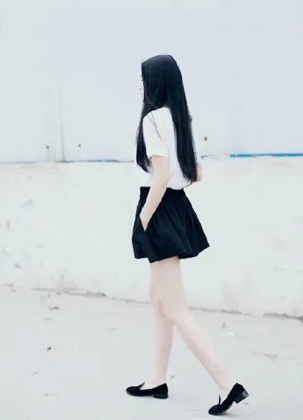 请别把我当傻瓜，有些事不是我不知道，只是我看在眼里，埋在心里