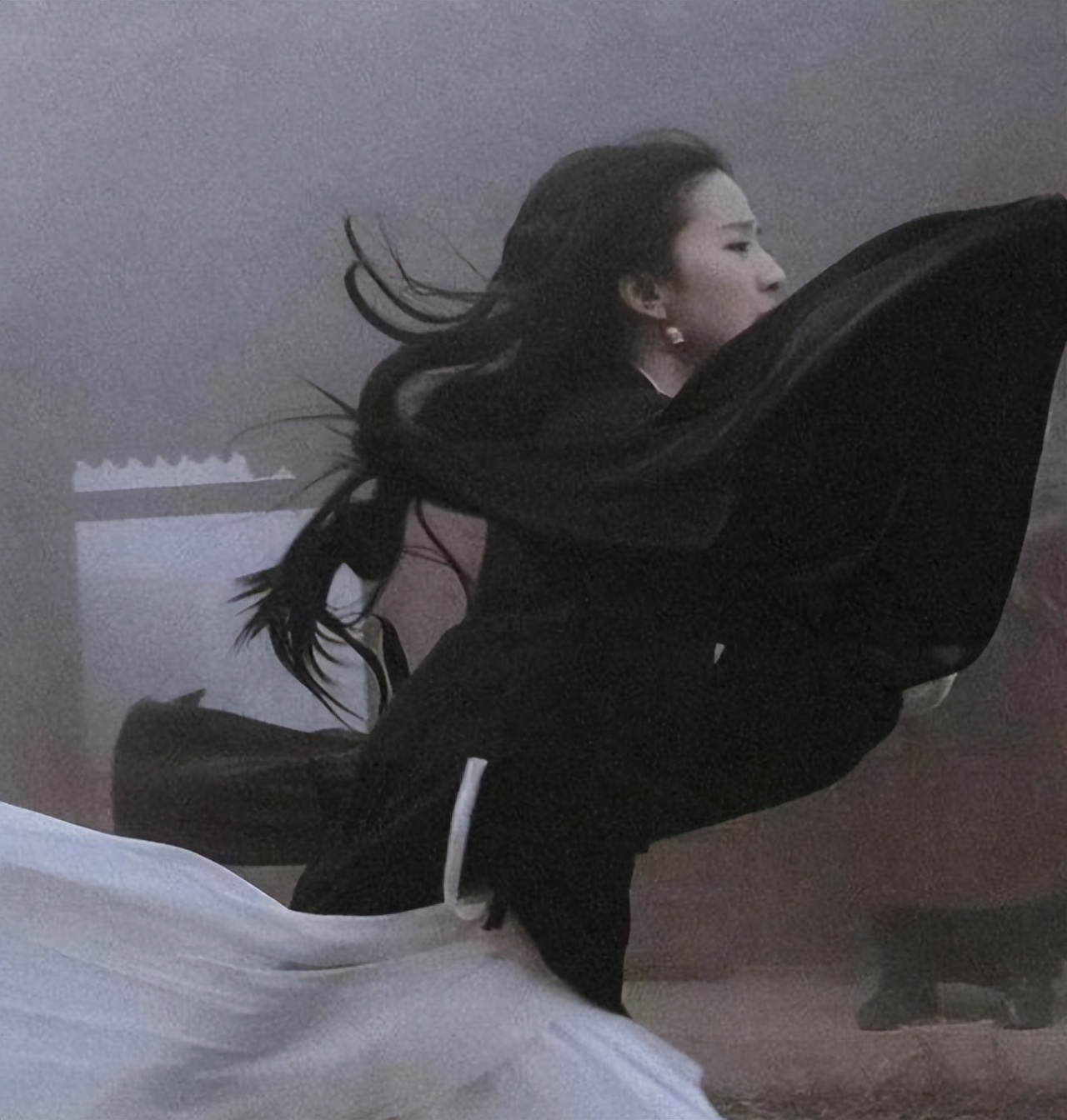 王语嫣是段正淳和李青萝的女儿,段誉的梦中情人,生的端庄曼妙,仪态