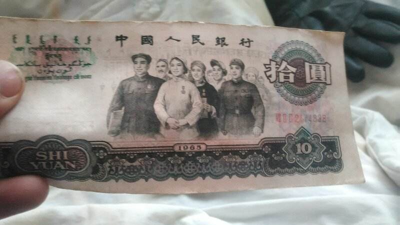 内蒙古教师张秀荣：花半月工资给贫困生买鞋，26年后学生买房报恩