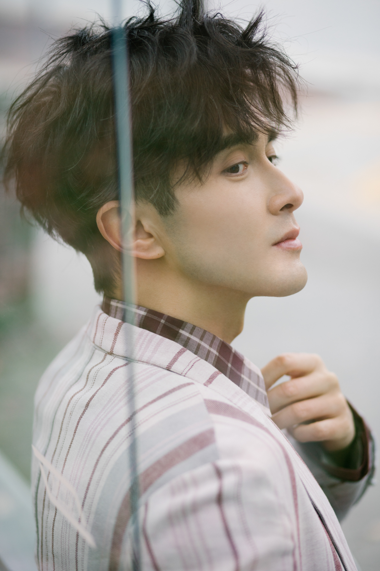 10位长得像“混血儿”的男星，个个明眸皓齿，实打实的中国美男子