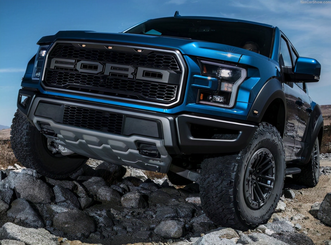 为啥美国进口车，到了国内价格都会翻倍，2.0L小排量也不例外？