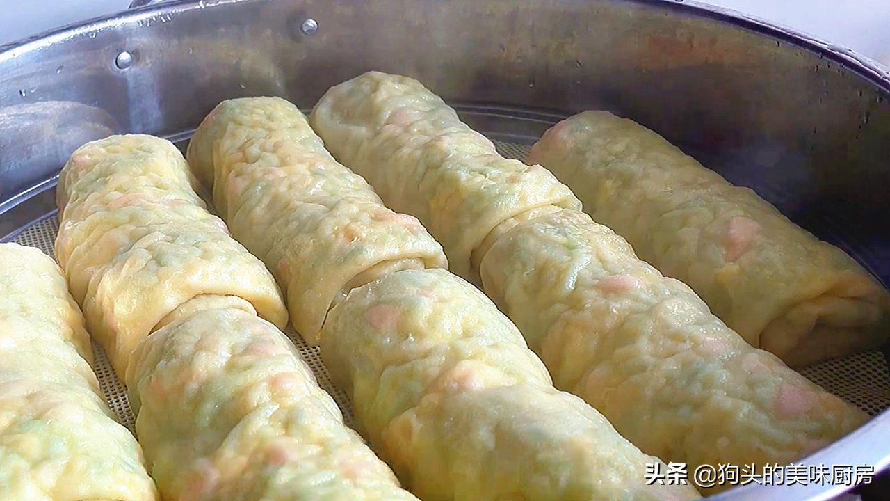 原来蔬菜加面粉这么香？卷一卷上锅一蒸，营养丰富味道鲜美，真香