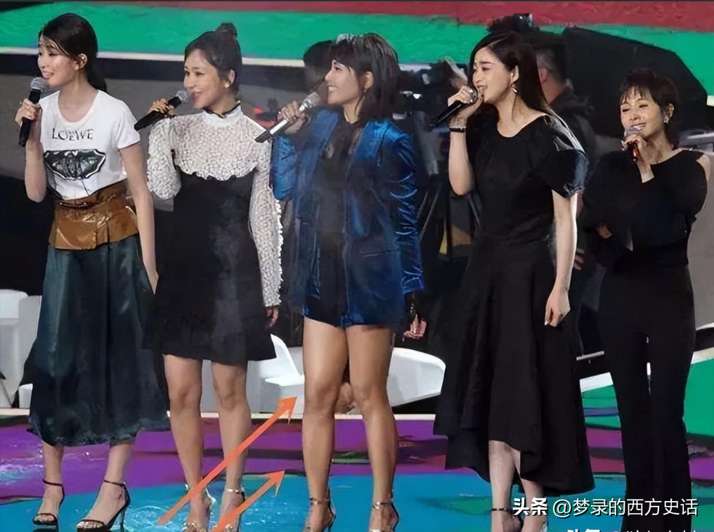 上半身貌美如花，下半身歪七八扭，这9位女星镜头前后反差好大