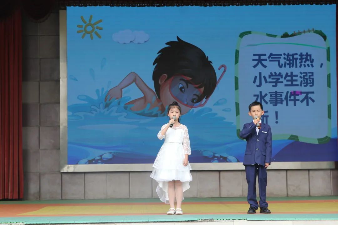 珍爱生命，安全第一｜记四川大学西航港实验小学第17周国旗下讲话