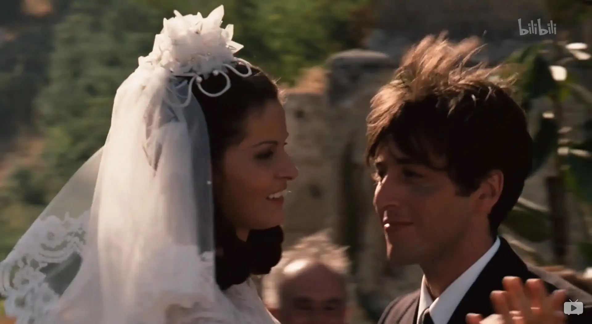 《教父》原著解密：为什么电影不敢拍真实的卢卡·布拉奇