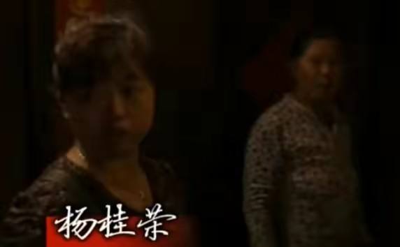 小偷被捕后行为诡异，不吃米饭引起怀疑，调查后发现竟然是杀人犯