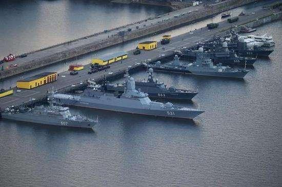 架空：事急从权的俄罗斯，采购中国军舰增强实力，054AR型护卫舰