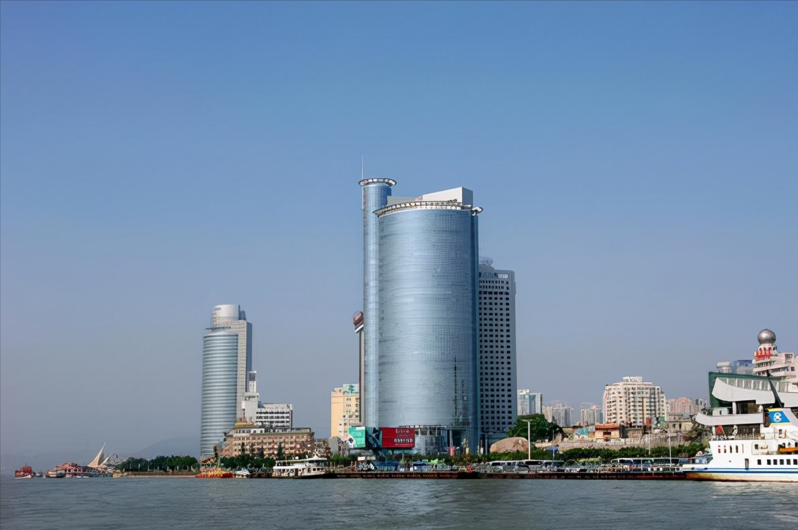 福建高校排行榜出炉，福州大学荣登榜首，厦门大学却沦为第二