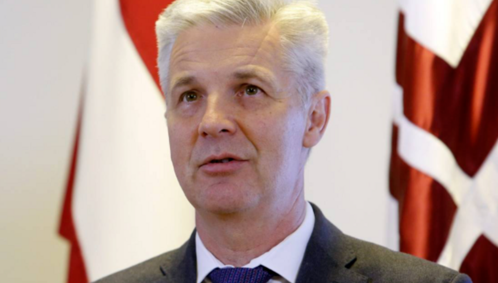 ս��������̣�����˹ʧȥ��������С����ͷ���ƣ��վ��ֶ�һ��