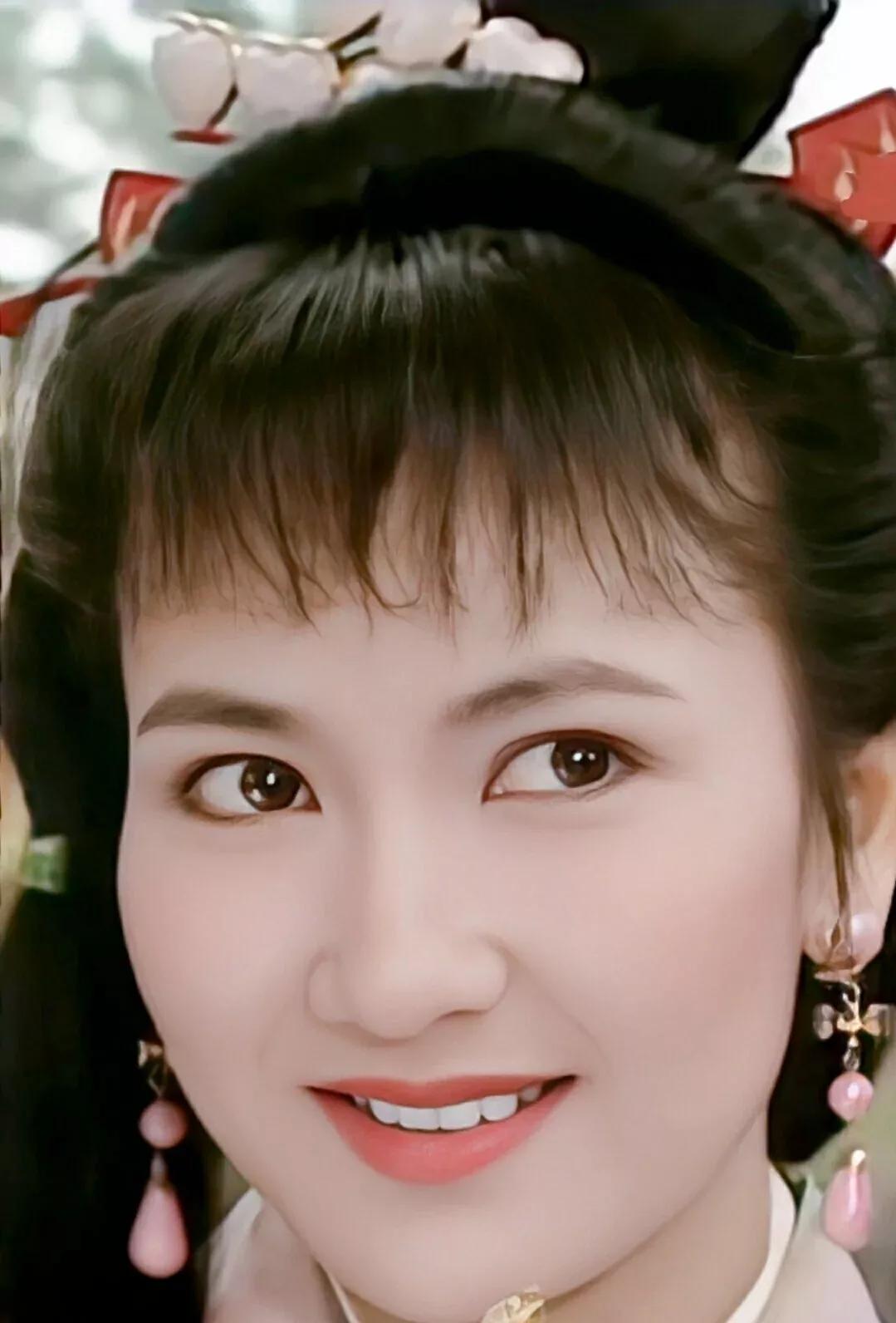 陈美琪版的小青太美，太可爱了