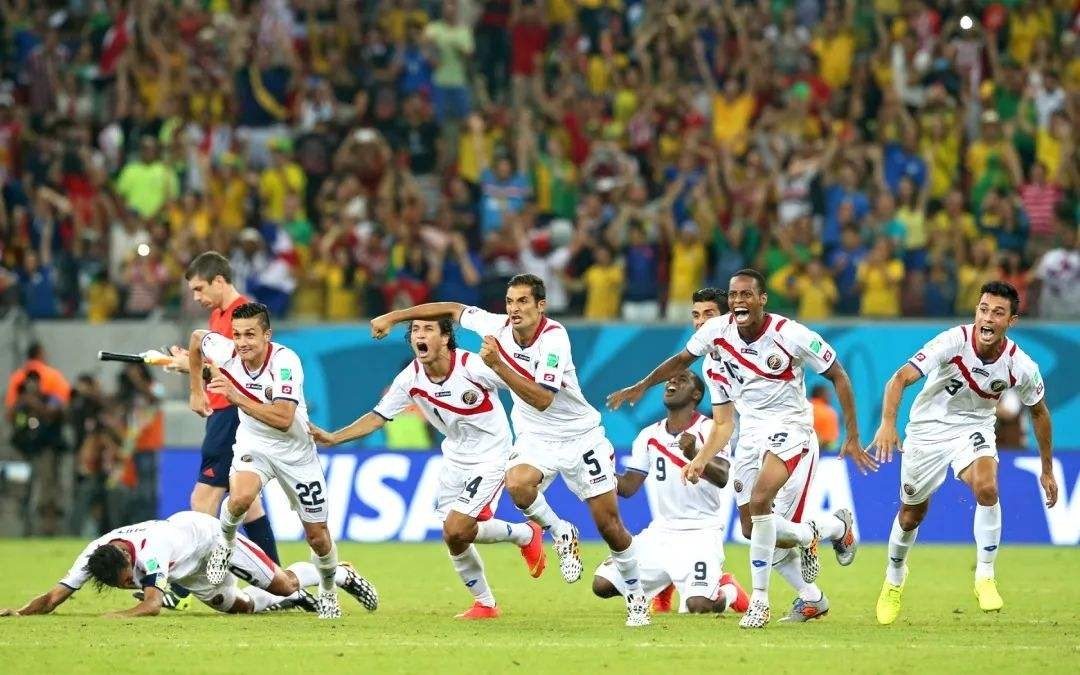 世界杯伊朗战美国，仇人对决，全世界都在看这球怎么踢
