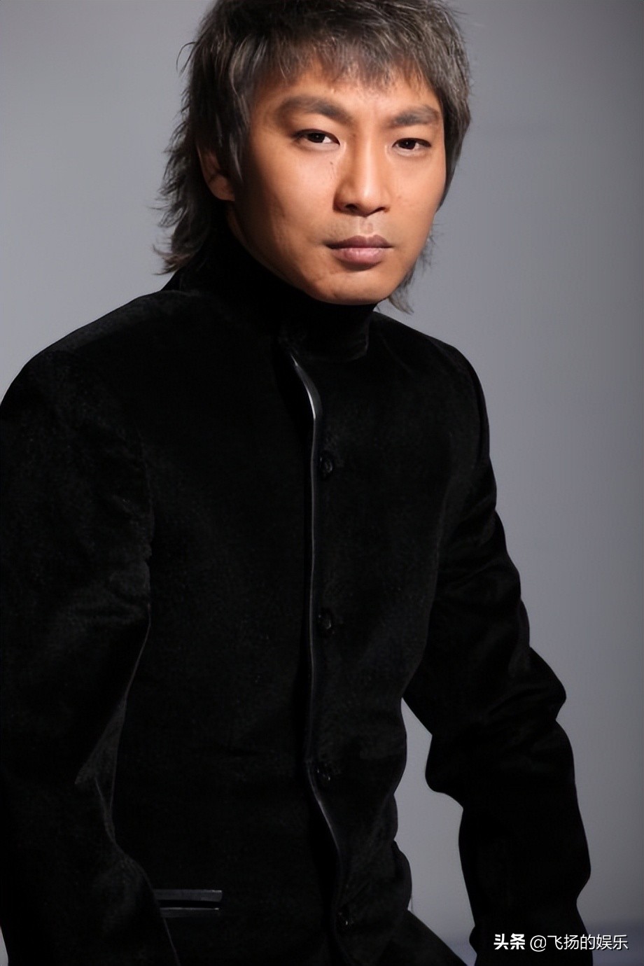 九十年代难忘的男歌手，有人入狱，有人风生水起，一曲流行一辈子