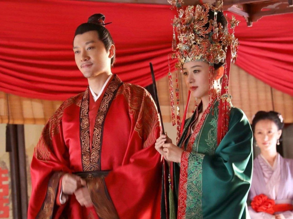 00后小伙拒出彩礼被喷12万条评论？天价彩礼凭什么横行霸道？