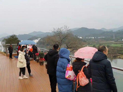 婺源月亮湾：在这里，遇见不一样的新年