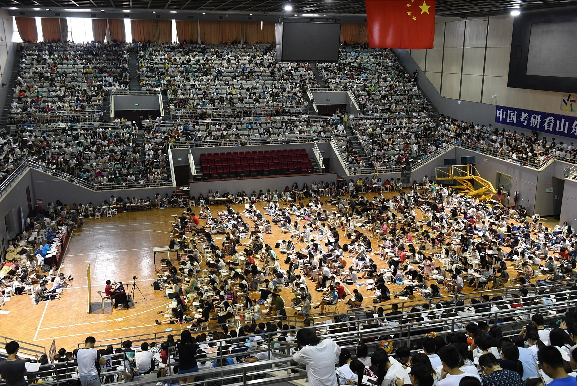 你知道考研最卷的专业是哪一个吗？因不考数学成为考生跨考的首选