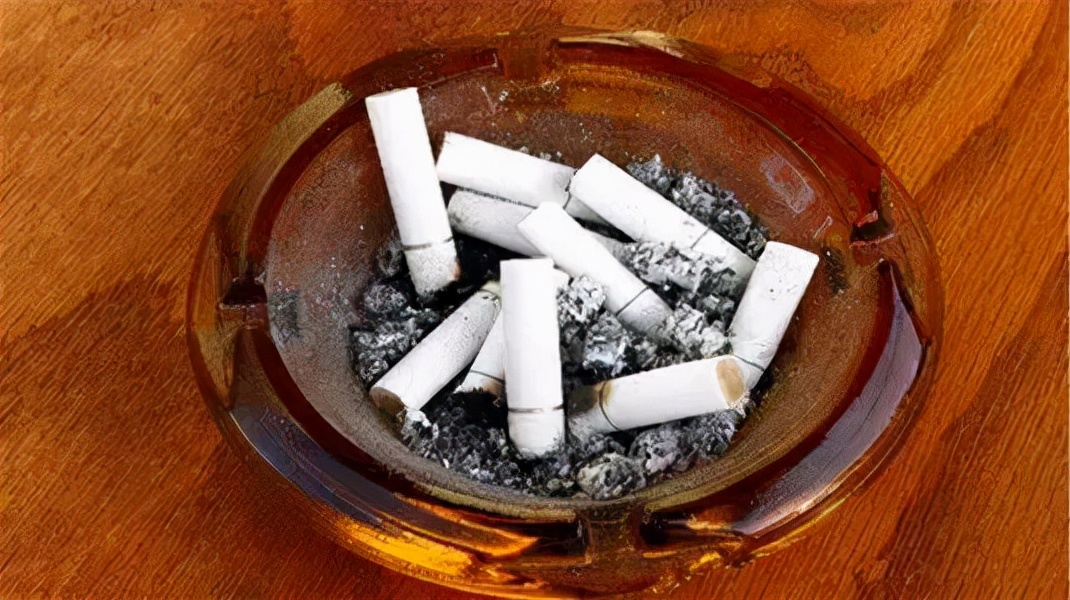 请问，接吻是什么感觉？