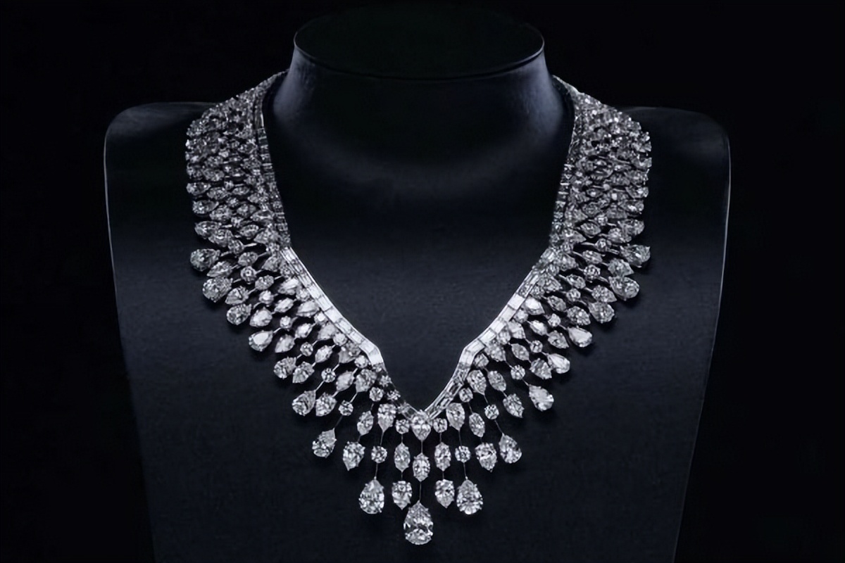 盘点有史以来世界上最昂贵的15条钻石项链珠宝这才是最完美的
