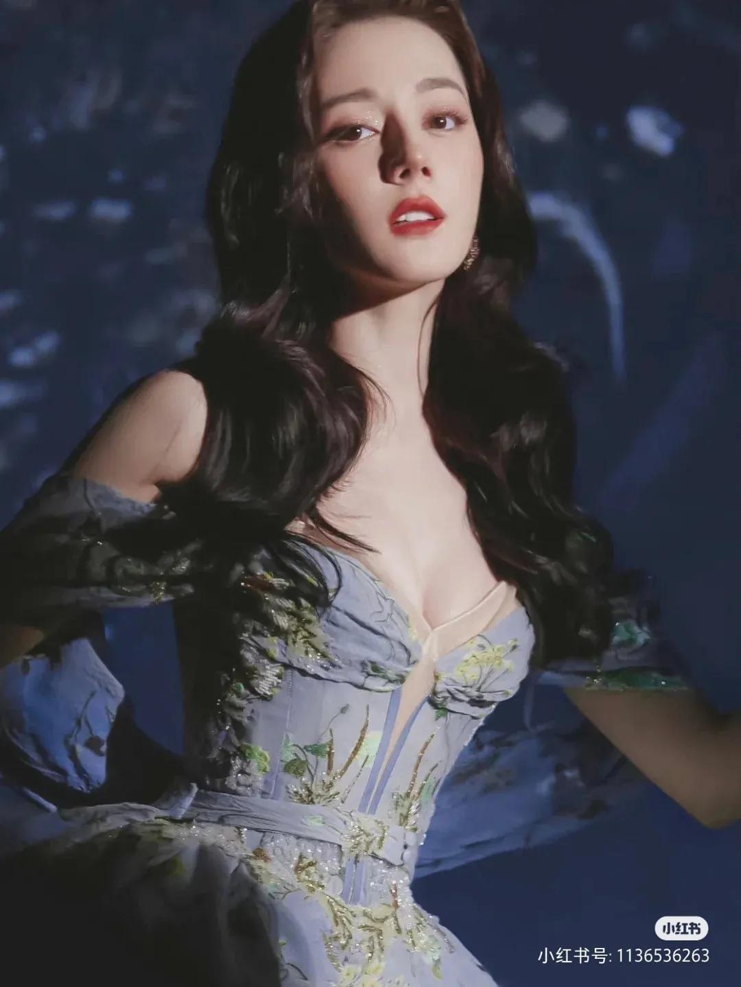 女明星的礼服造型让人心动