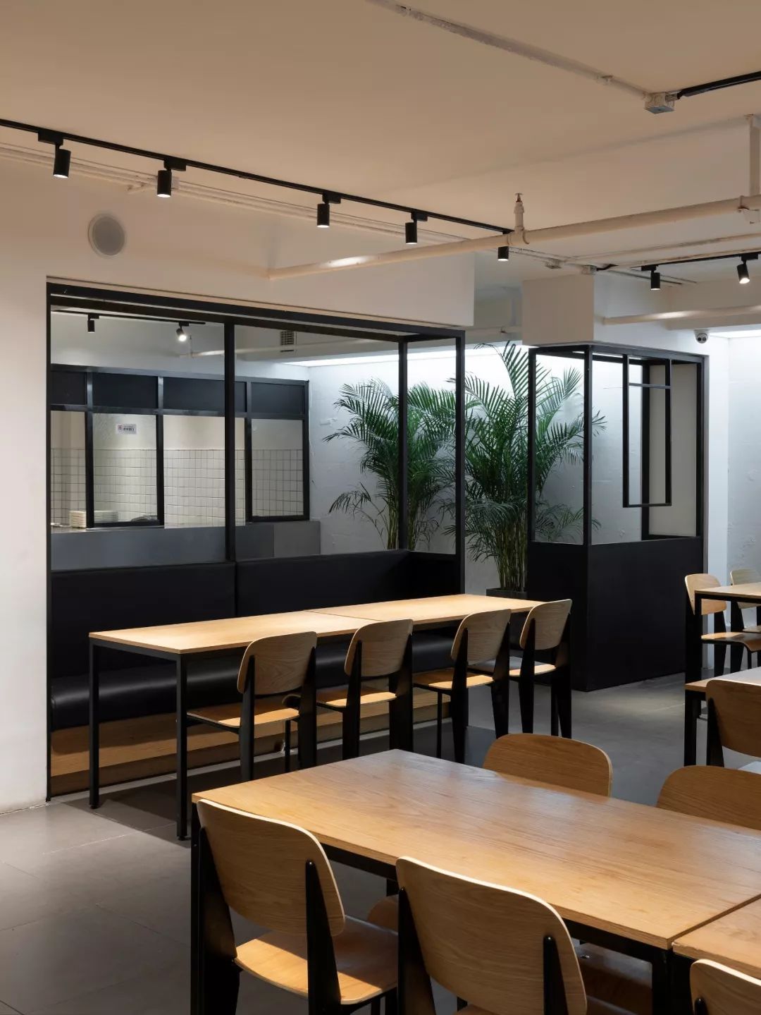 杭州吴越画室：2023届「定制班」招生简章，开启艺术的大门