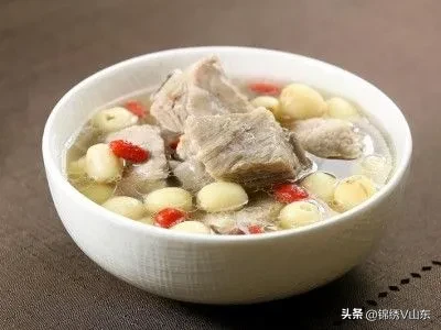 补气养血的最佳饮食(多吃点这9道温补的食物，补足气血身体好，别不舍得花钱)