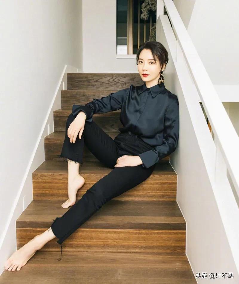 徐娘半老，风韵犹存！这七位女明星真是越老越妖，又少女又有味道