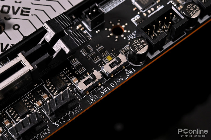 微星MEG Z690 ACE主板评测：规格全面升级的黑金战神