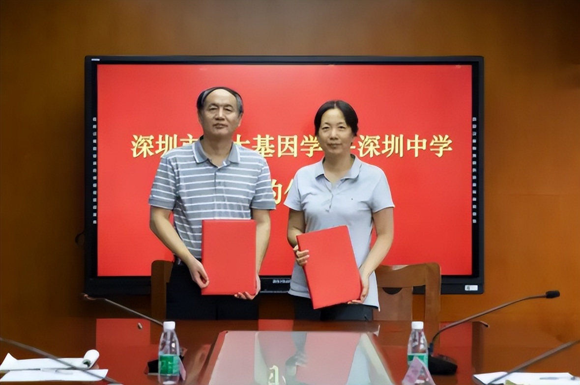 “考试蒙也别想蒙”，大学教授建议取消高考选择题，引发家长热议