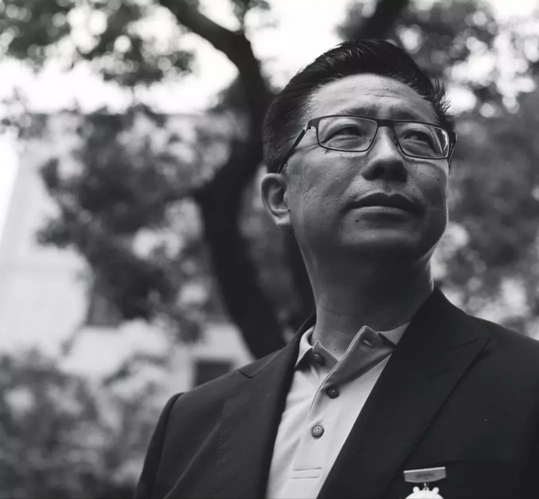 李阳否认家暴！起诉前妻向其索赔1020万，自曝联系不上女儿太痛苦