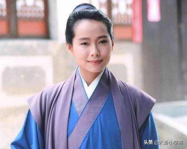 女神老了！6位女星白发照曝光，叶倩文满头苍白，高圆圆头顶斑驳