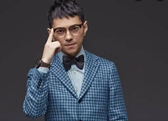 每日问答：蔡徐坤白鹿有事吗？鞠婧祎被孟子义截胡？俞灏明现状？