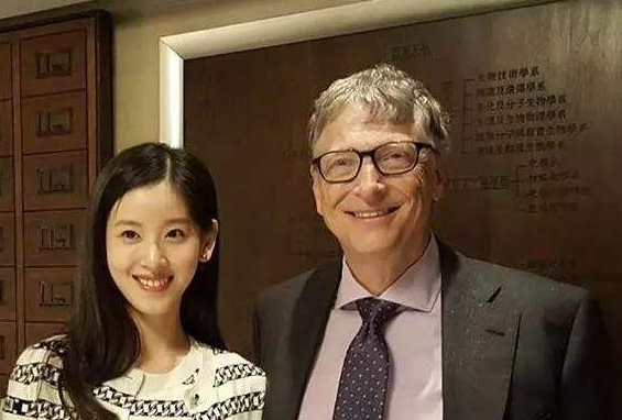 刘强东事件第3年，奶茶妹妹章泽天的机智，让人瞠目结舌