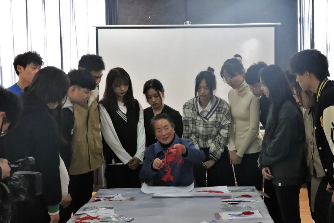 「沧州非遗」沧州交通学院被确定为韩宝菊剪纸艺术教育基地