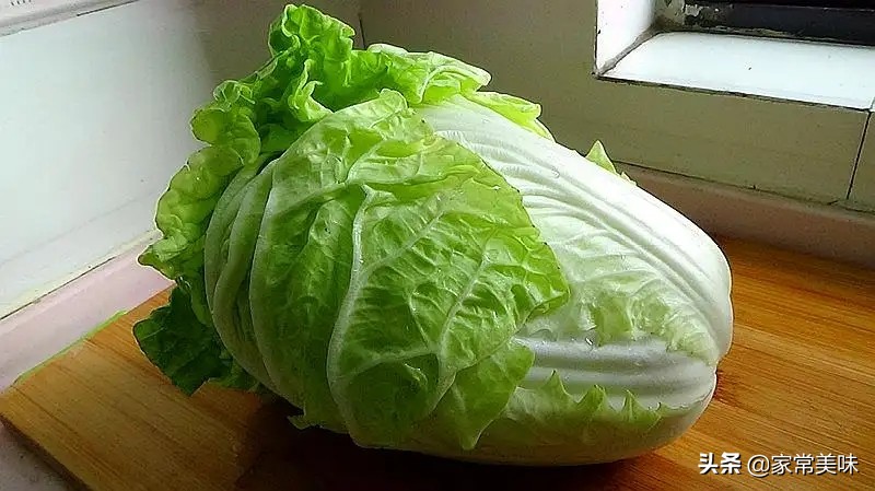 炒白菜怎么做才好吃(如何炒白菜好吃)