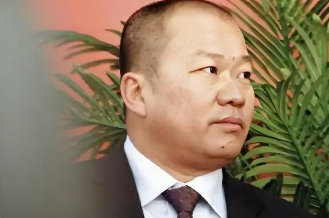 包头首富金利斌：24岁靠摆地摊起家，20年狂赚25亿，44岁选择自杀
