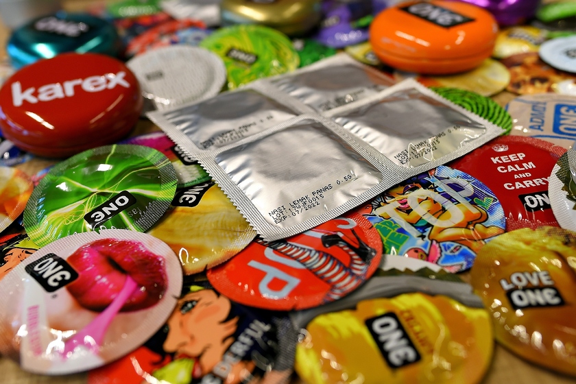 疫情期间，避孕套销量猛减40%，全球最大生产商拟做医用手套自救