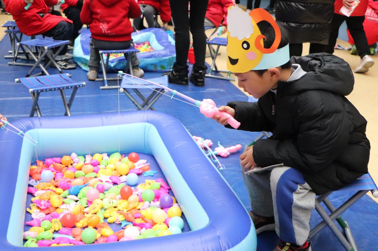 考试太好玩了！盐外附小期末“乐考”，旅行闯关，全学科融合